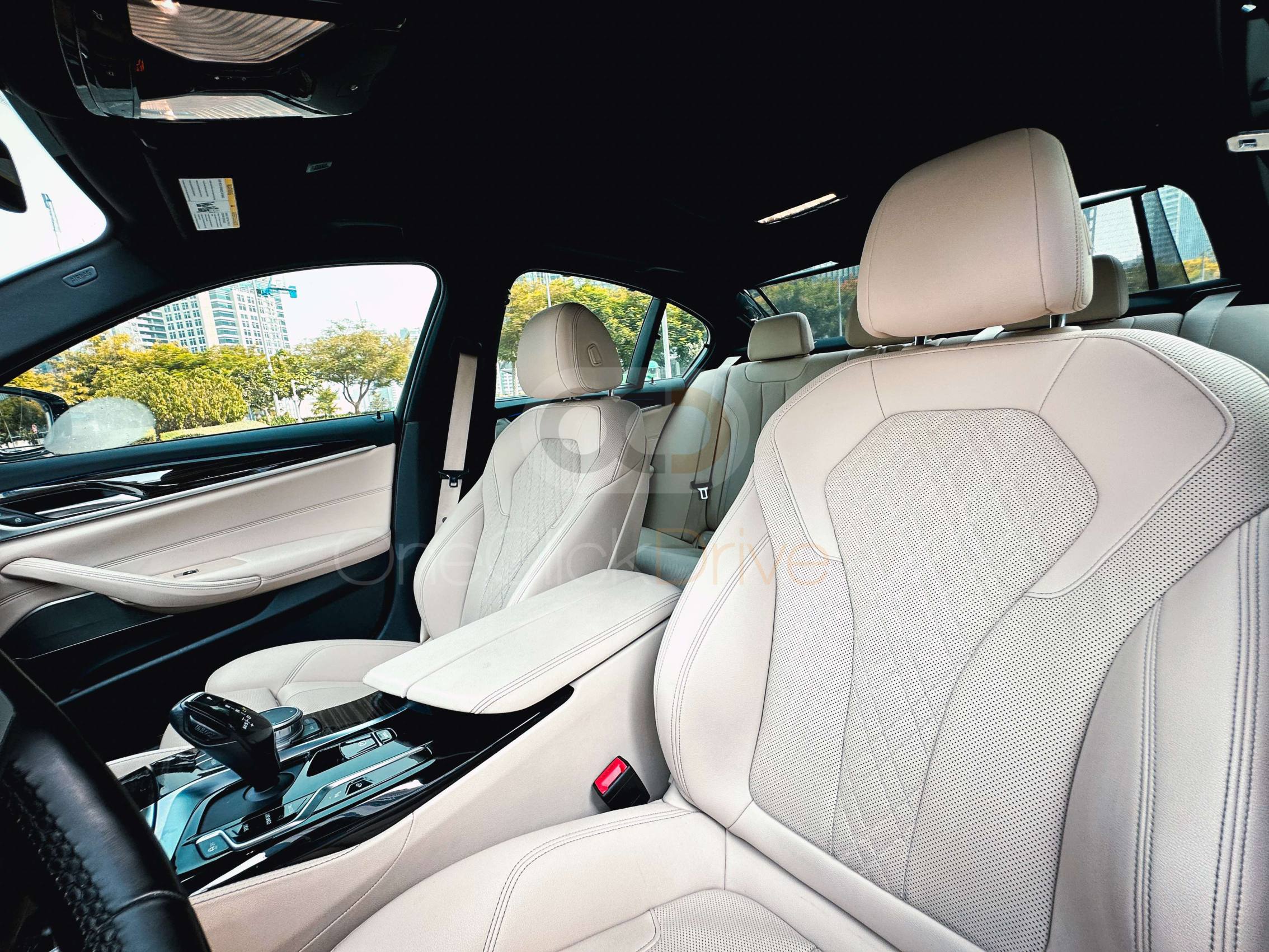 BMW 530i gallery page 11