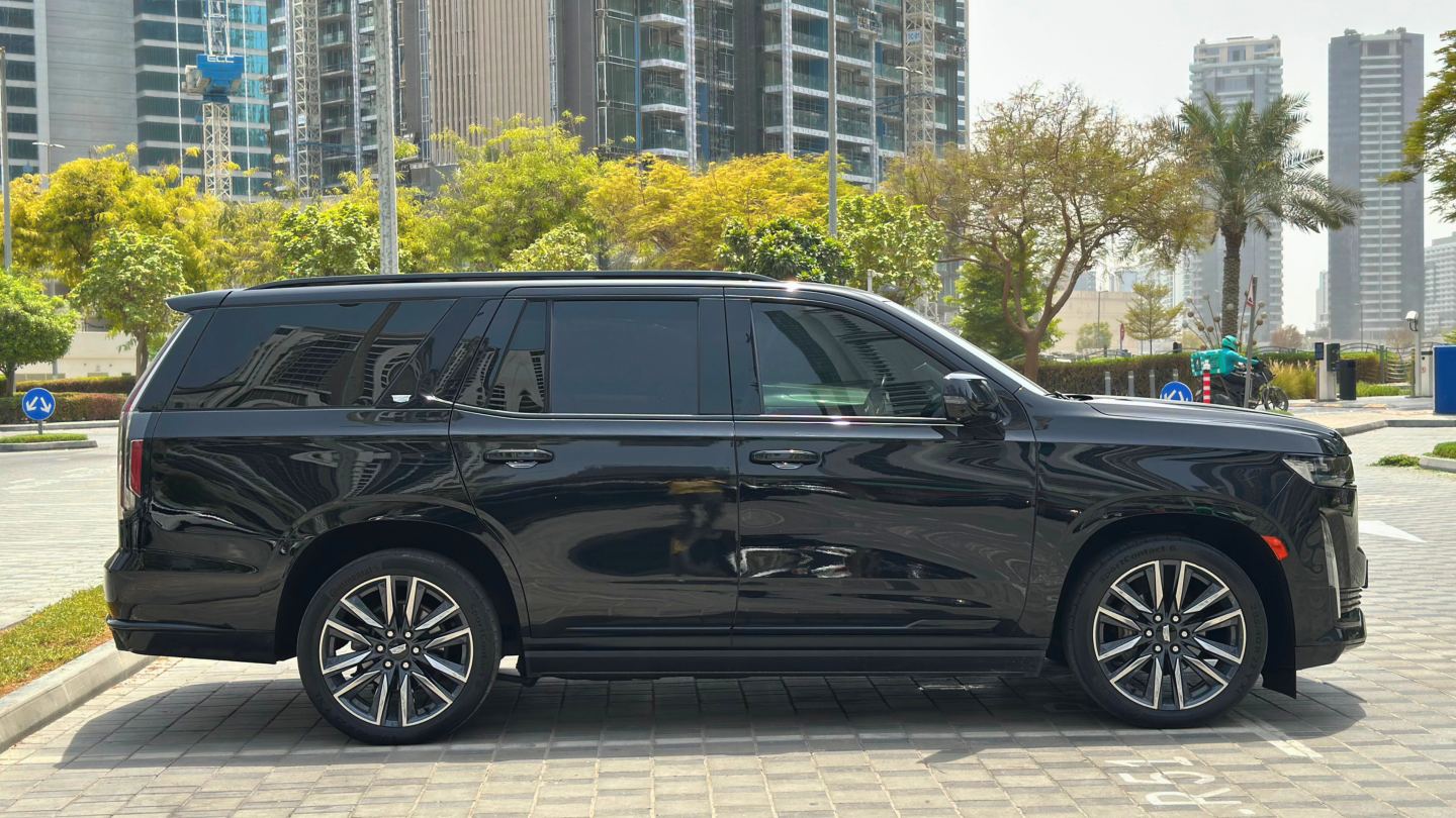 Cadillac Escalade gallery page 3