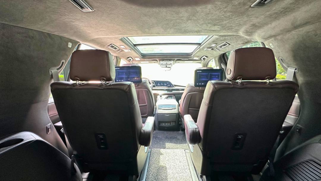 Cadillac Escalade gallery page 8